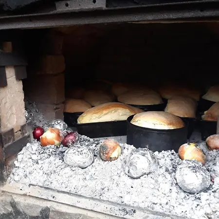 Casa Utan Valeni (Maramures)